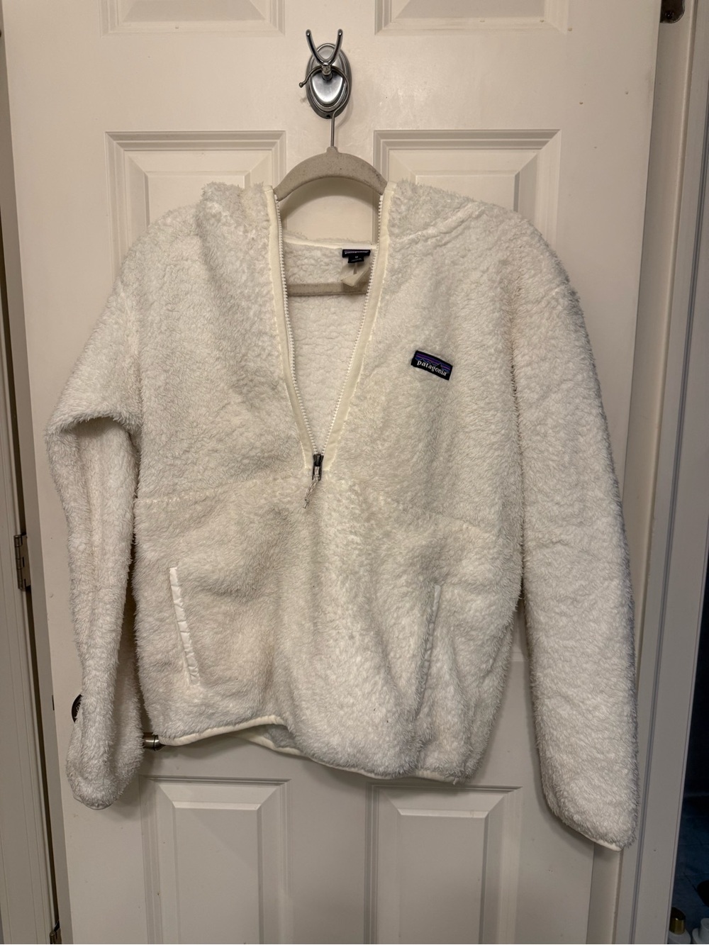 Patagonia White Fuzzy Half-Zip Hoodie Jacket